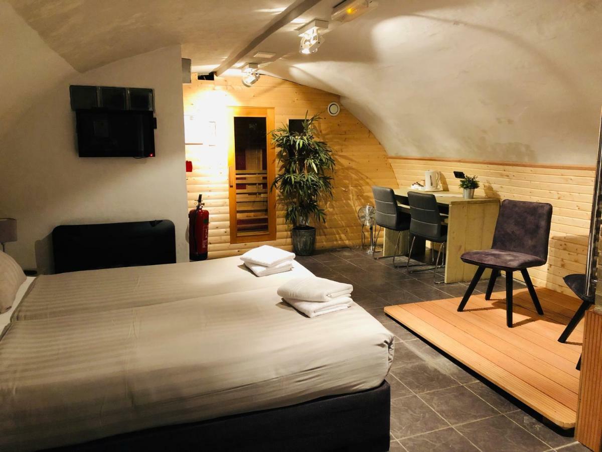 Basement Room Sauna,807265893:JPEG